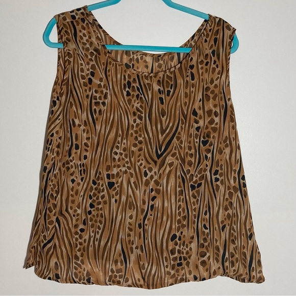 [NOT MICHAEL] Jordan Animal Print Blouse & Camisole Set | Vintage | Flowy - Picture 2 of 13